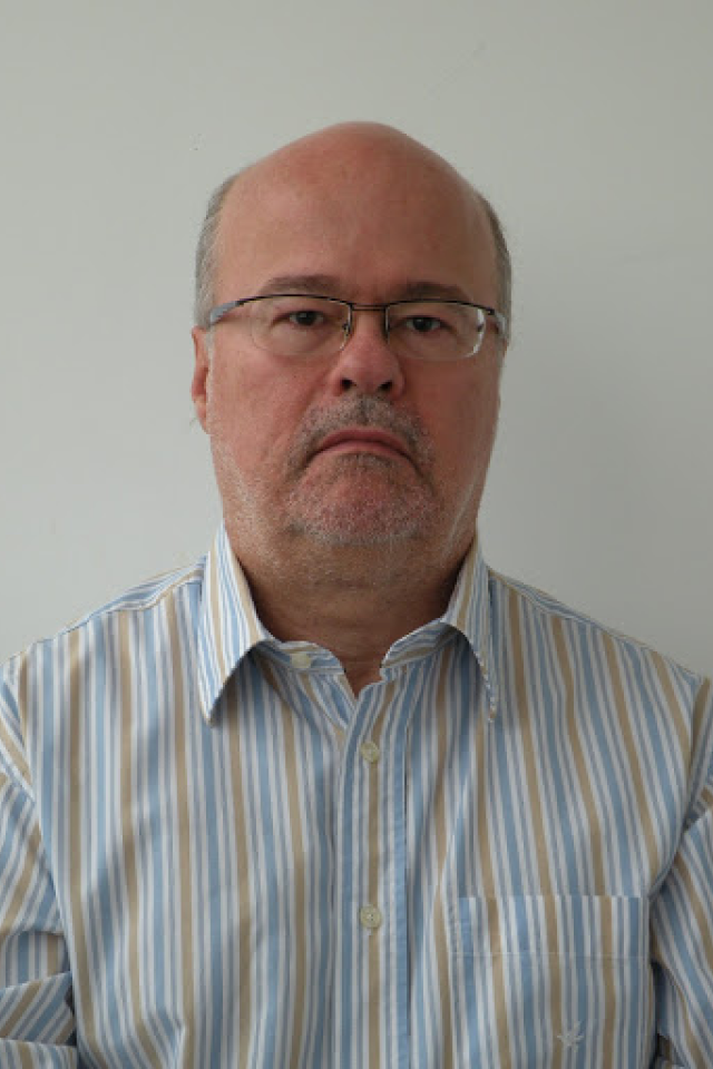 Professor Carlos Henrique Martins da Silva